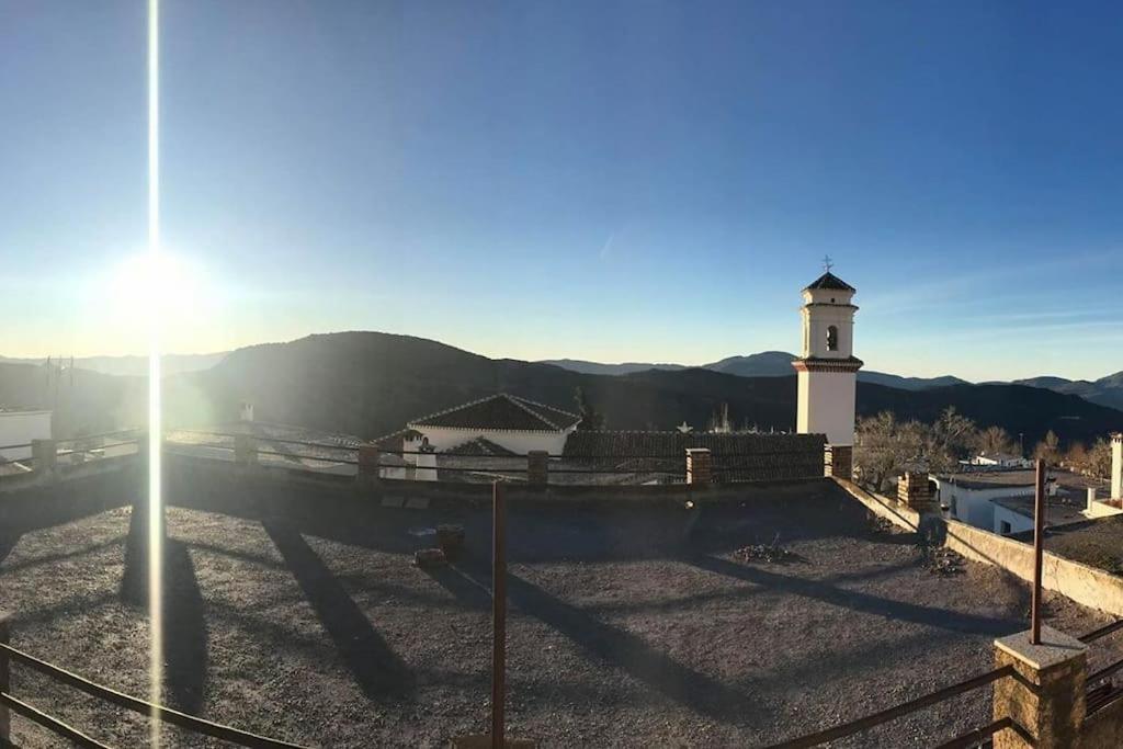 La Casa Rural De Paco Y Ana Питрес Экстерьер фото