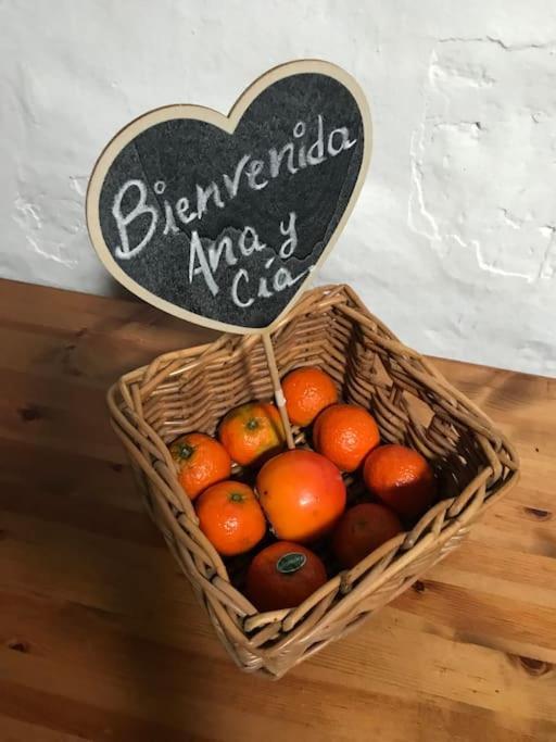 La Casa Rural De Paco Y Ana Питрес Экстерьер фото