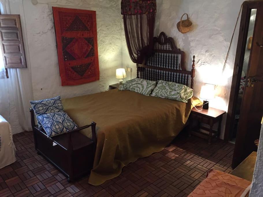 La Casa Rural De Paco Y Ana Питрес Экстерьер фото