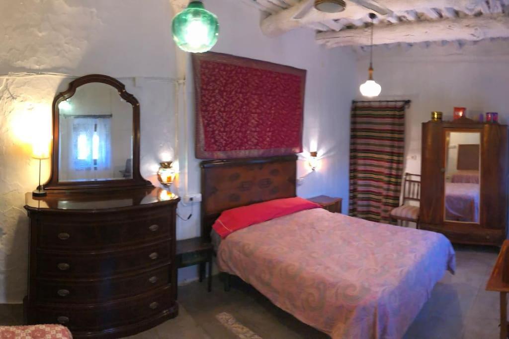 La Casa Rural De Paco Y Ana Питрес Экстерьер фото