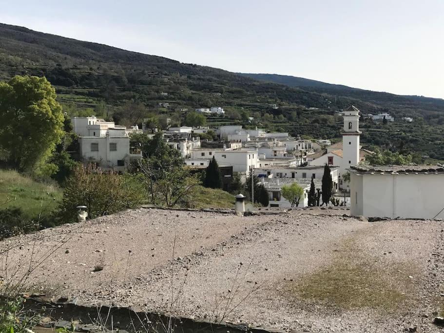 La Casa Rural De Paco Y Ana Питрес Экстерьер фото