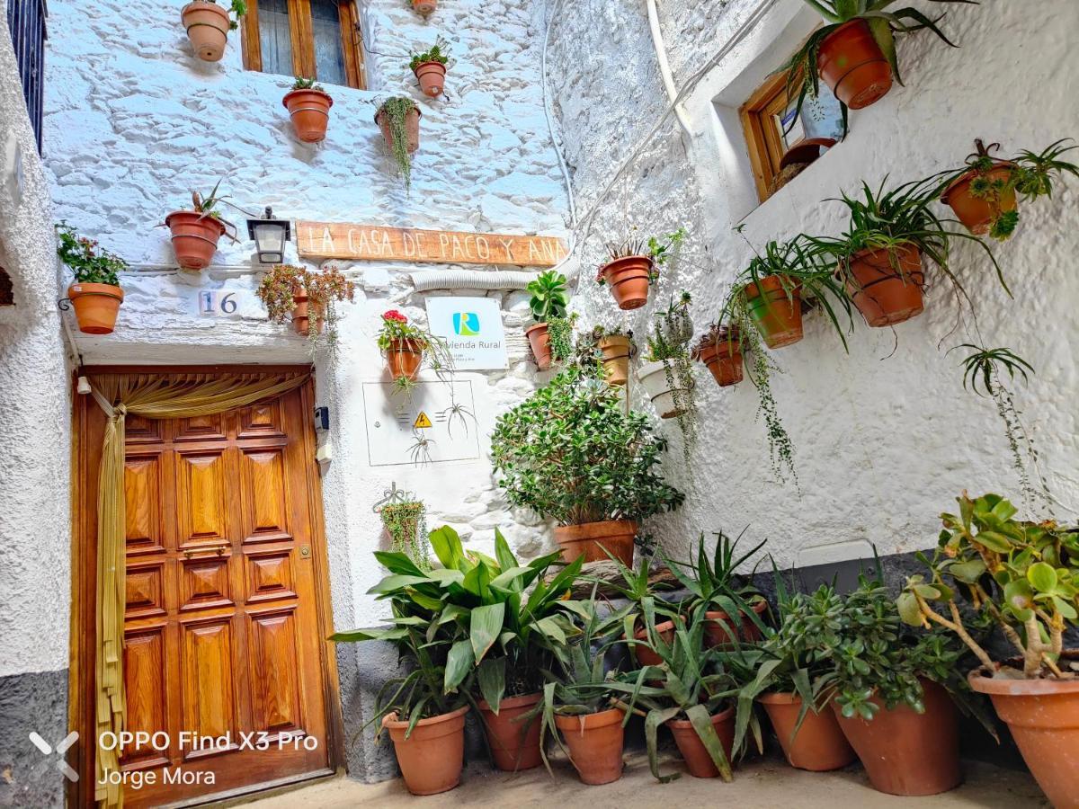 La Casa Rural De Paco Y Ana Питрес Экстерьер фото